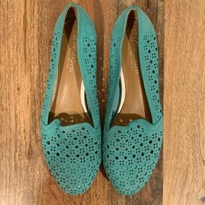 Naturalizer aqua perforated suede loafer Shoes 9